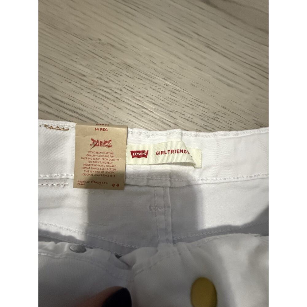 Levi's Girls White Denim Shorts Size 14 Girlfriend Stretch Slim NWT - Picture 5 of 5